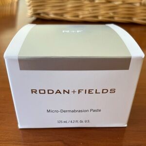 Rodan + Fields Enhancements Micro-Dermabrasion Paste